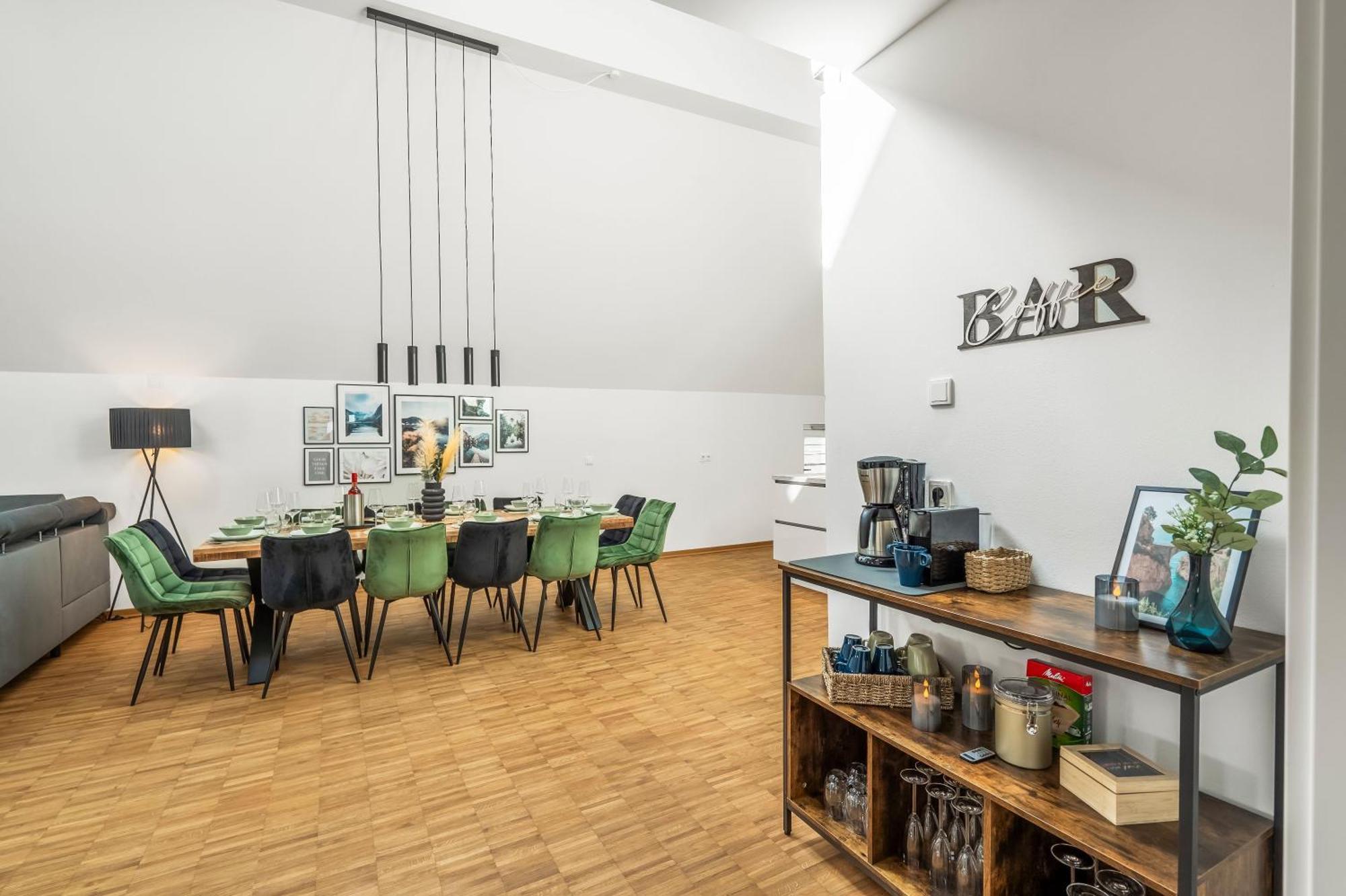 Dnd Design Loft I 170Qm I Parken I Balkon I Workstation I Netflix I Kaffee I Waschmaschine I Trockner I Xbox I Ausblick Appartement Würzburg Buitenkant foto
