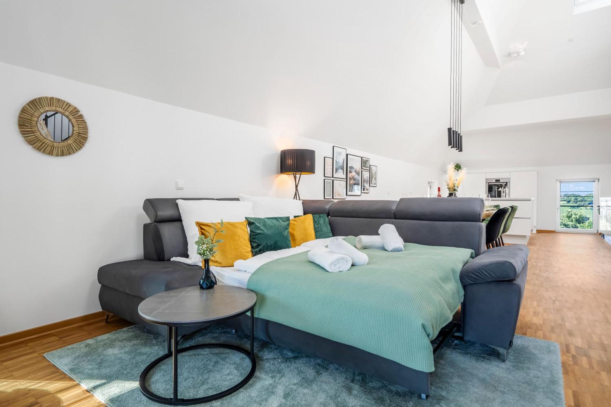Dnd Design Loft I 170Qm I Parken I Balkon I Workstation I Netflix I Kaffee I Waschmaschine I Trockner I Xbox I Ausblick Appartement Würzburg Buitenkant foto
