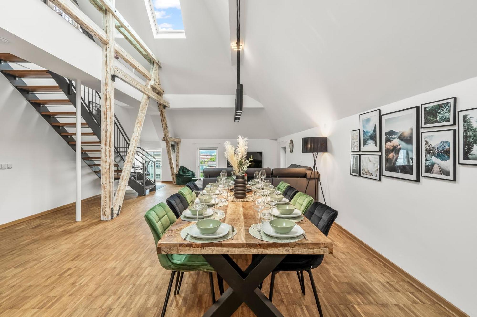 Dnd Design Loft I 170Qm I Parken I Balkon I Workstation I Netflix I Kaffee I Waschmaschine I Trockner I Xbox I Ausblick Appartement Würzburg Buitenkant foto
